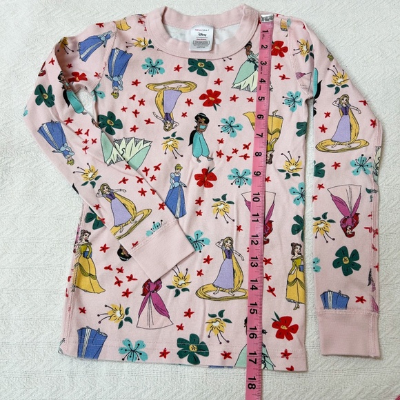 HANNA ANDERSSON Disney princess 2-piece pajamas, sz 6-7, light pink - Picture 4 of 13